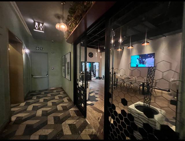 203M² SERVICED OFFICE TO LET IN ROSEBANK
